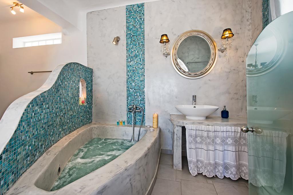 Felicity Luxury Villas Kamari  Bilik gambar